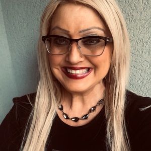 Meet your Posher, Sav